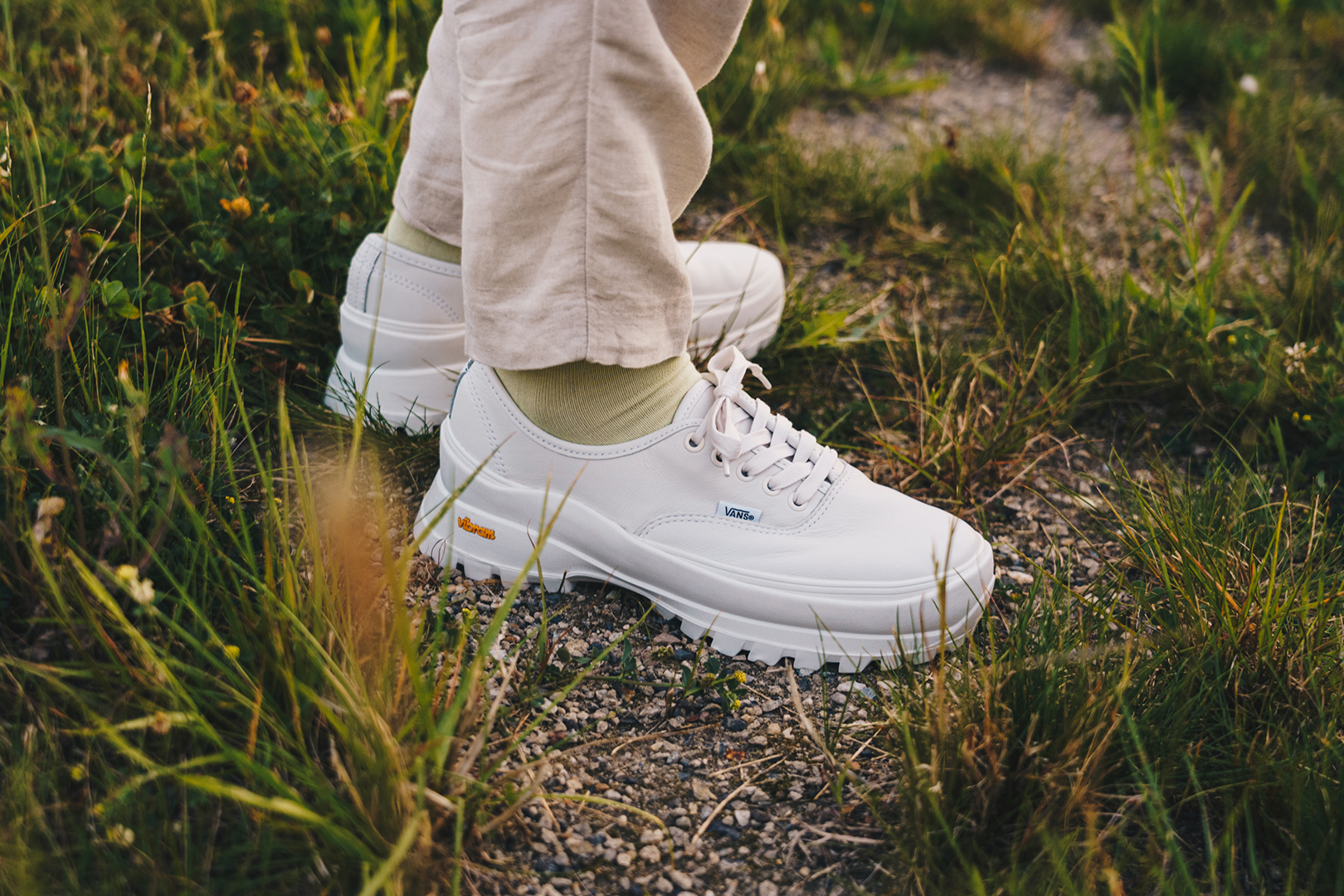 Men's shoes Vans Vault Sk8-Hi Vibram LX True White | Footshop